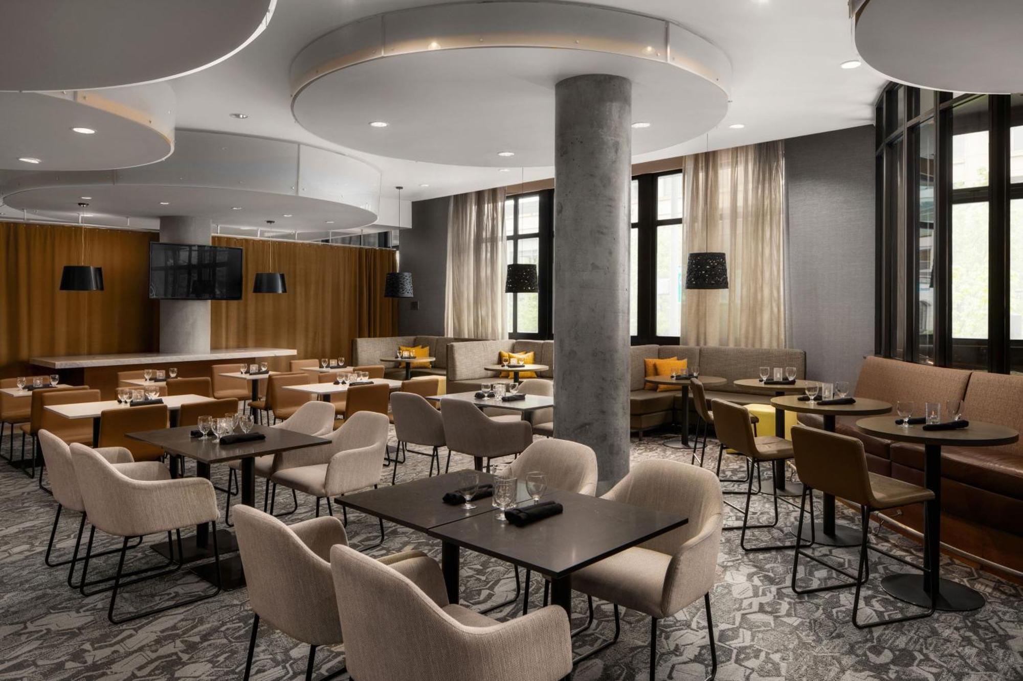 Courtyard By Marriott Seattle Bellevue/downtown Hotel Bellevue