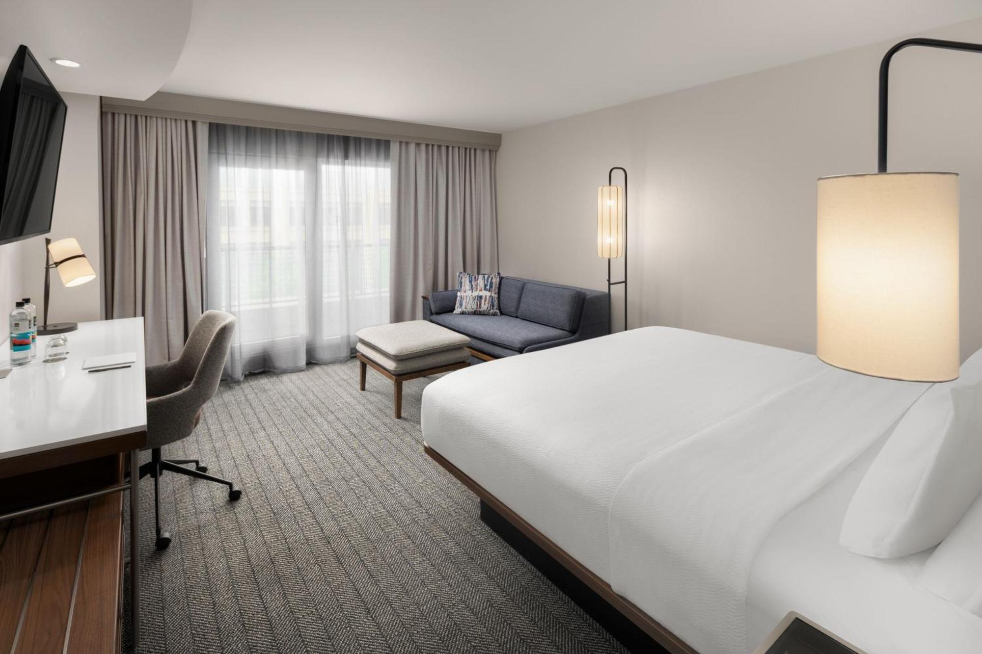 Courtyard By Marriott Seattle Bellevue/downtown Hotel Bellevue