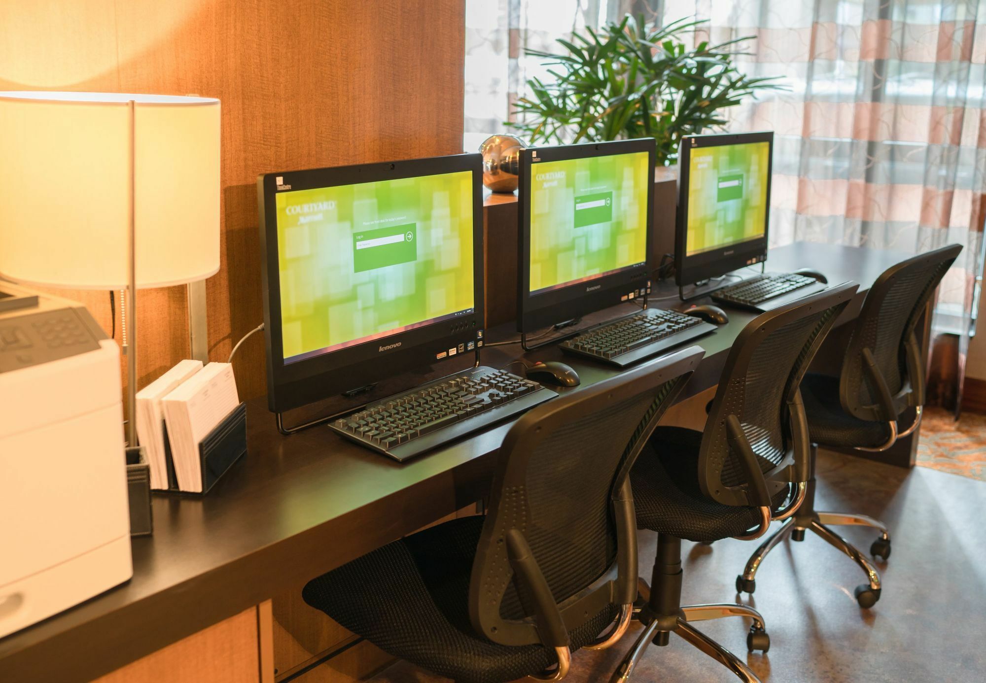 Courtyard By Marriott Seattle Bellevue/downtown