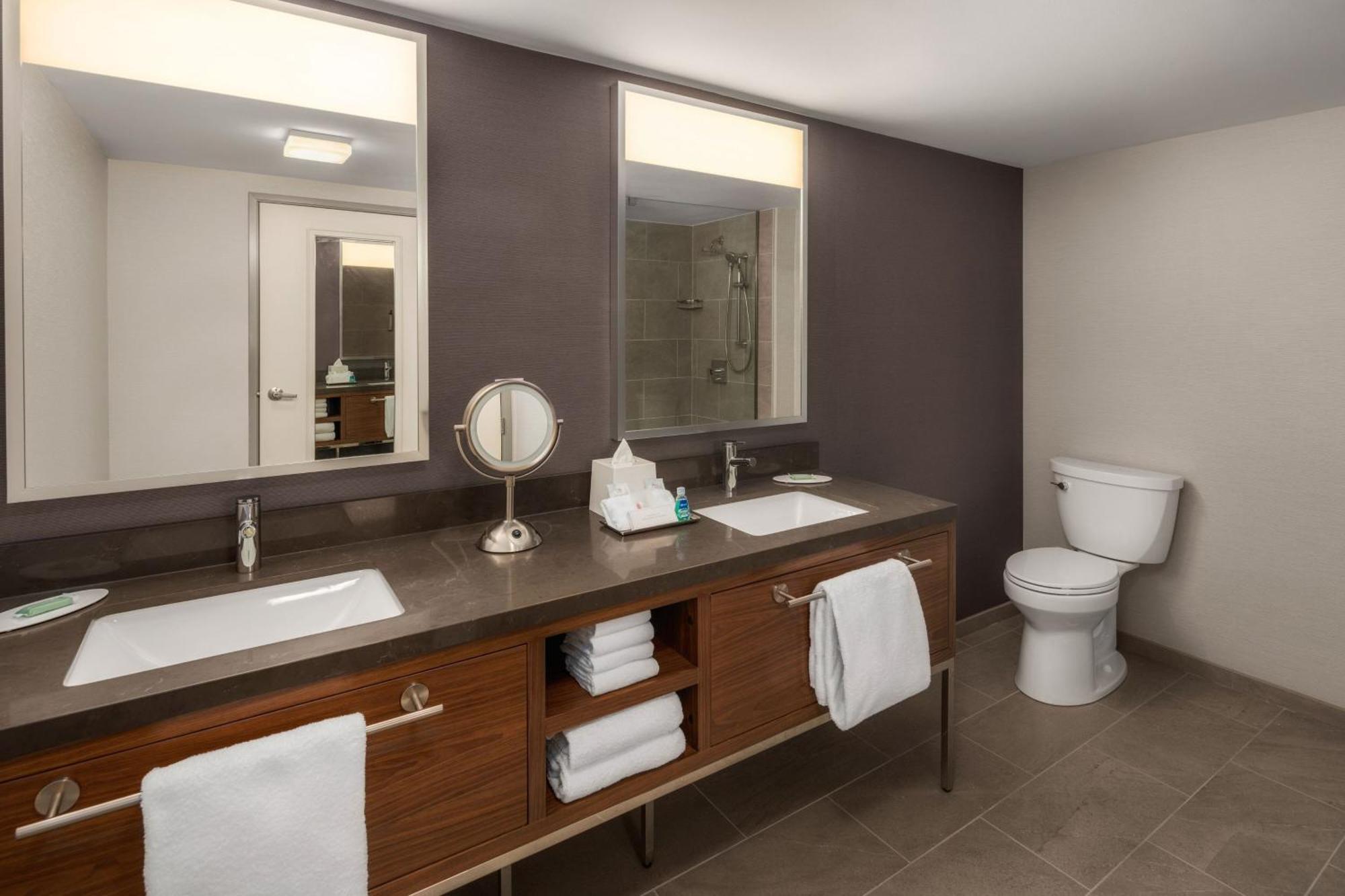 Courtyard By Marriott Seattle Bellevue/downtown Hotel Bellevue