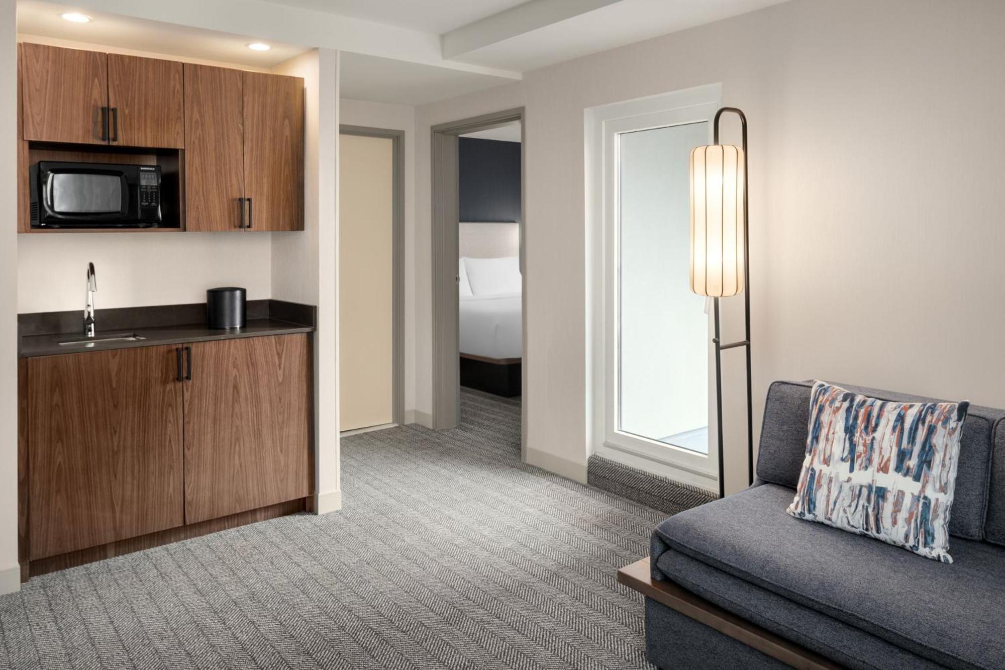 Courtyard By Marriott Seattle Bellevue/downtown Bellevue