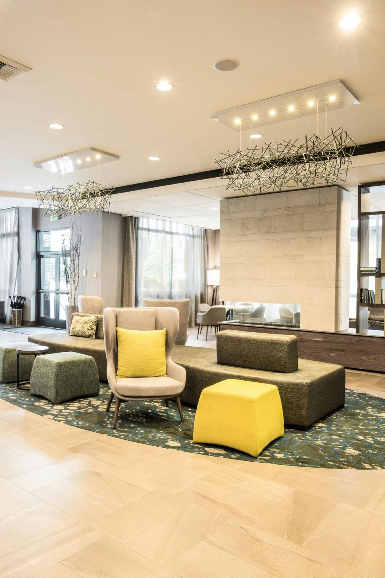Courtyard By Marriott Seattle Bellevue/downtown Bellevue